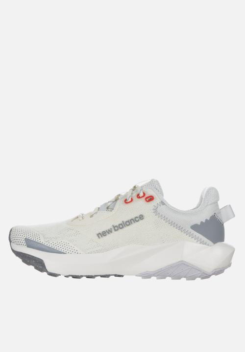 New Balance  - DynaSoft Nitrel v6