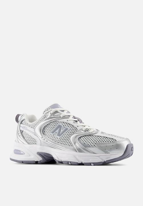 New Balance  - 530