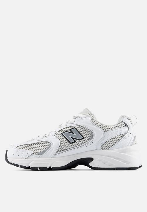 New Balance  - 530