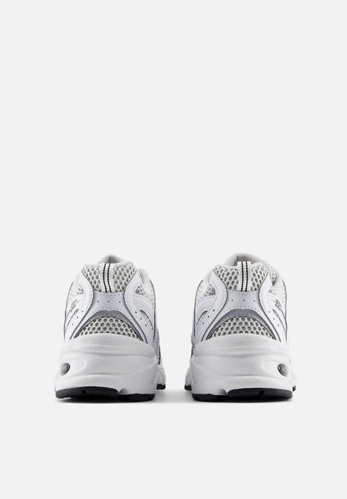 New Balance  - 530