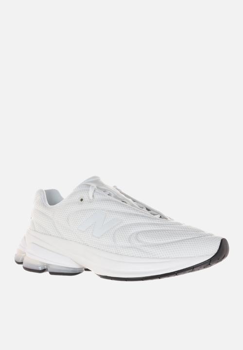 New Balance  - 5030