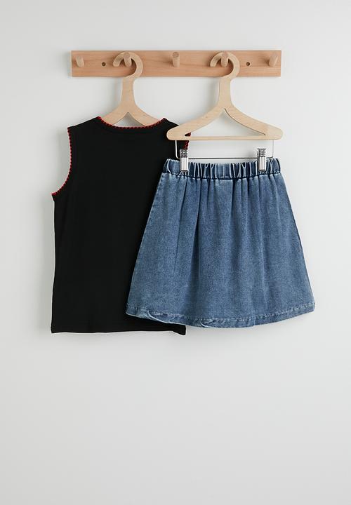 Pop Candy - Tee and pleated denim skirt - black / blue