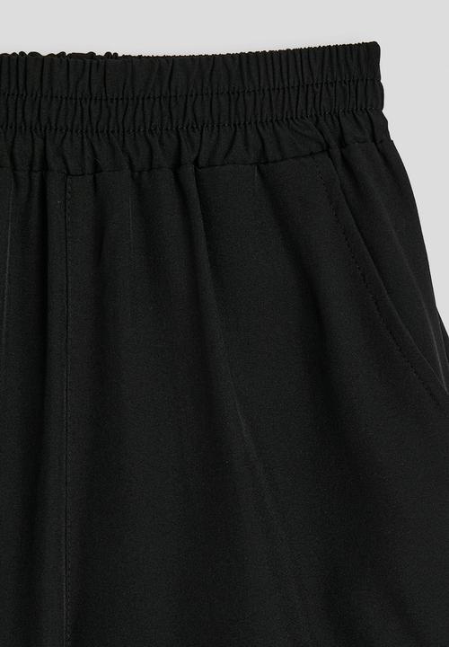 Pop Candy - Utilitarian-style shorts - black