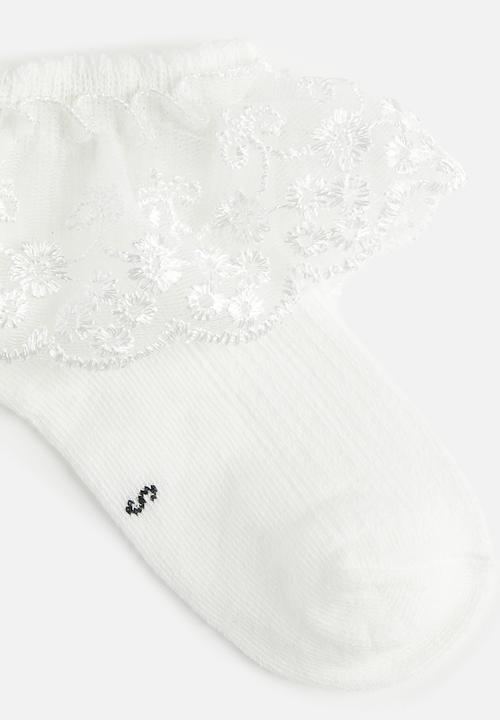 Pop Candy - Lace frilled ankle socks - white