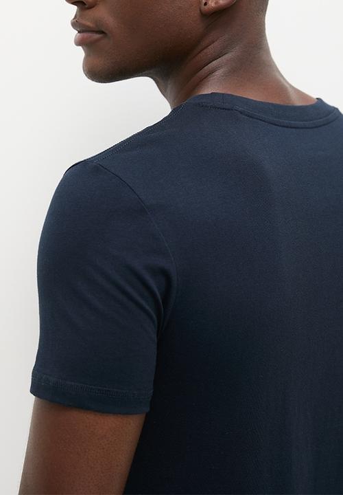 GUESS - Aidy Cn Short sleeve Tee - Smart Blue