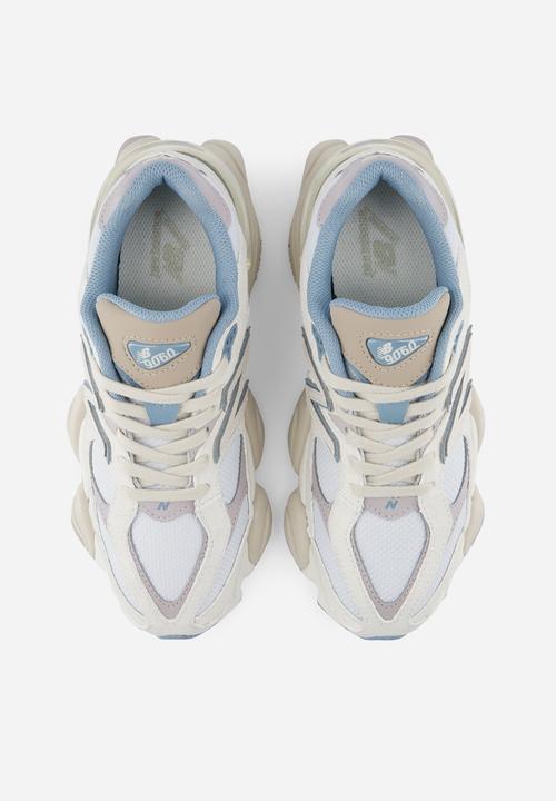 New Balance  - 9060