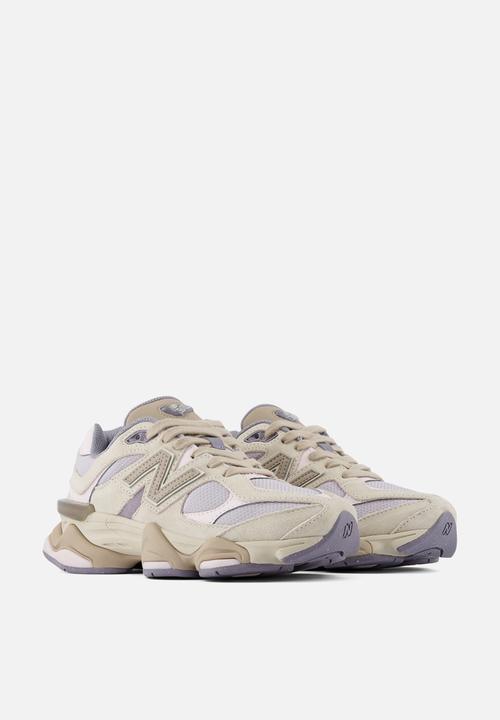 New Balance  - 9060