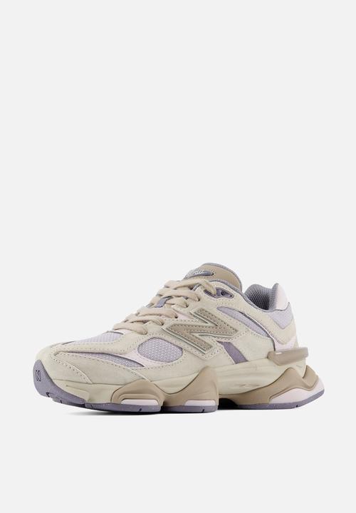New Balance  - 9060