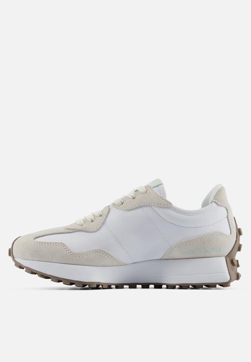 New Balance  - 327