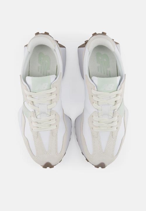 New Balance  - 327