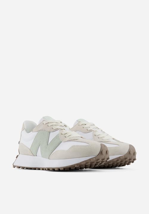 New Balance  - 327