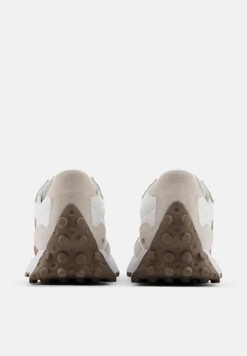 New Balance  - 327