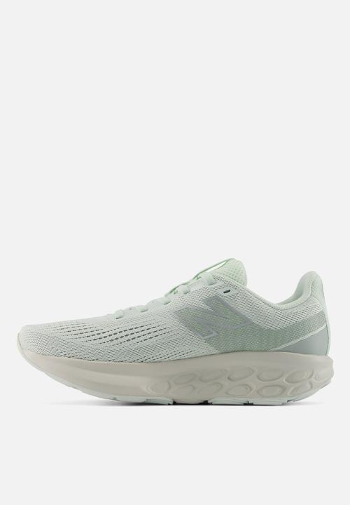 New Balance  - Fresh Foam 520 v9