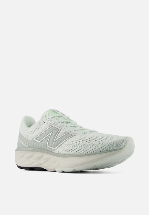 New Balance  - Fresh Foam 520 v9