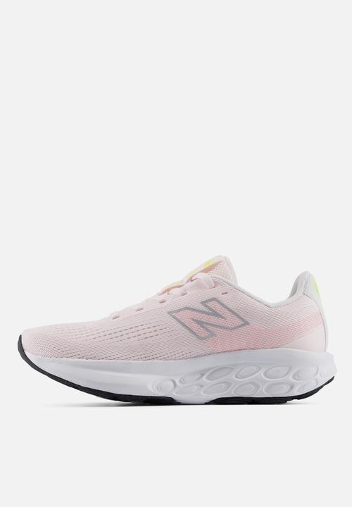 New Balance  - Fresh Foam 520 v9