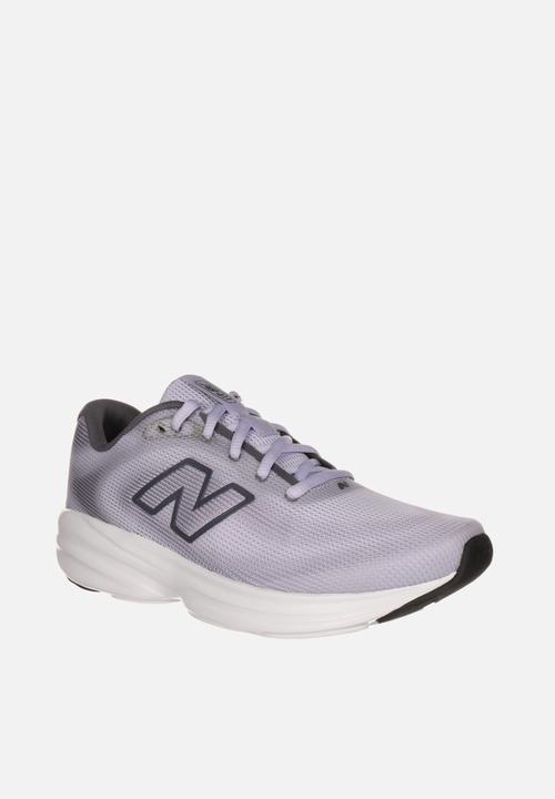 New Balance  - 411v4