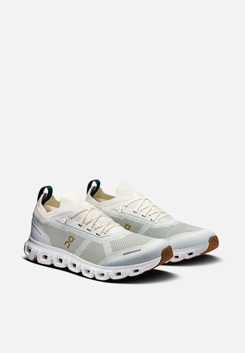 ON Running - Cloud 6 Versa
