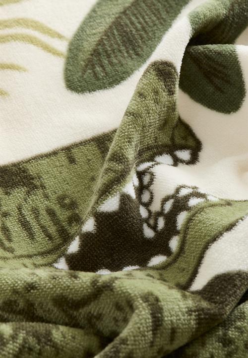 H&M - Patterned bath towel - cream/dinosaur