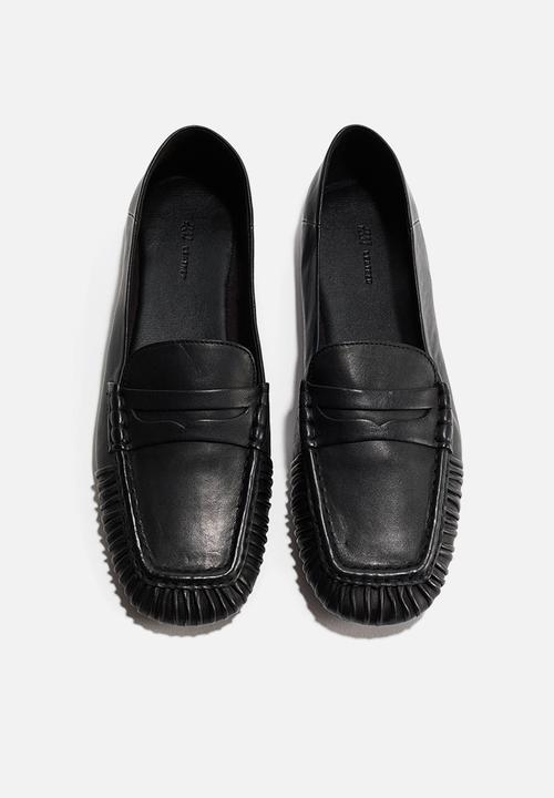 H&M - Leather loafers - black