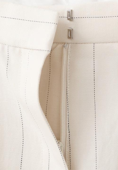 MANGO - Bermudas argelia - light beige