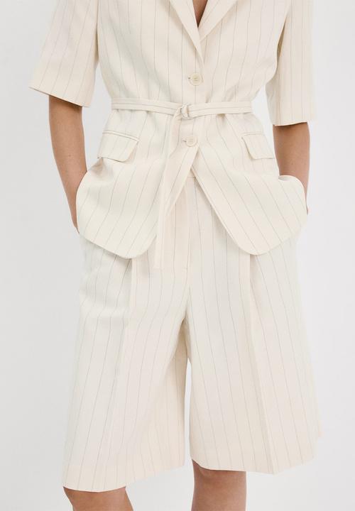 MANGO - Bermudas argelia - light beige