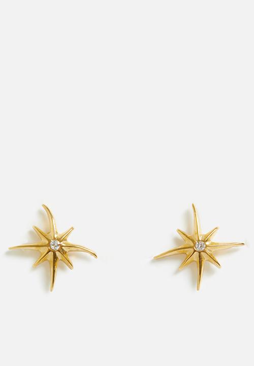 Zoe on Trend - Trendy organic star earrings  - gold