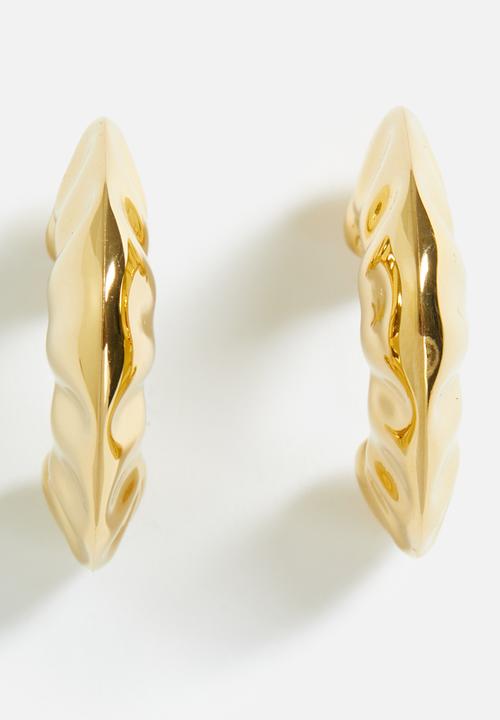 Zoe on Trend - Organic design earrings  - gold