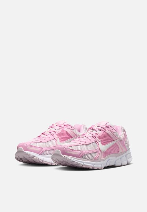Nike - W Nike Zoom Vomero 5