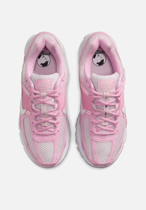 Nike - W Nike Zoom Vomero 5