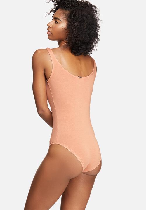 dailyfriday - Scoop neck bodysuit