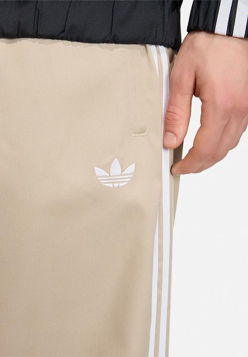 adidas Originals - Superstar Cotton Twill Pant - Khaki Three