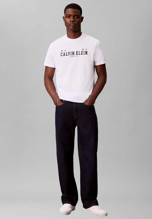 Calvin Klein - Short Sleeve 30S Whsl Calvin Coll Word Graphic Tee - Brilliant White