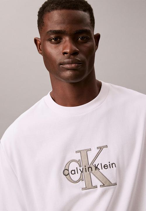 Calvin Klein - Short Sleeve 16S Tricolor Monologo Graphic Tee - Bright White