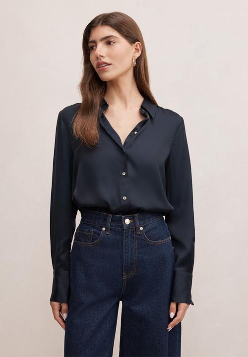 Forever New - Coco satin shirt in navy
