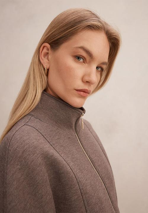 Forever New - Heidi seam detail lounge jumper in mocha mist