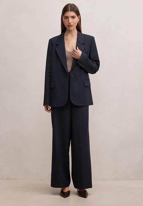 Forever New - Paloma single breasted blazer in navy pinstripe suit
