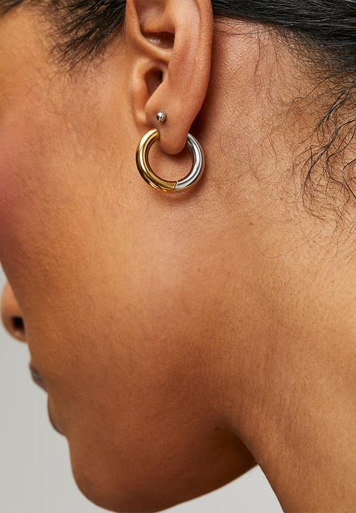 Zoe on Trend - Contemporary hoop earrings  - silver/gold