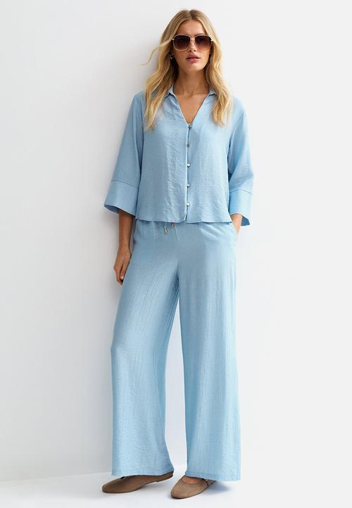 New Look - Crinkled Cropped Sleeve Shirt - Blue