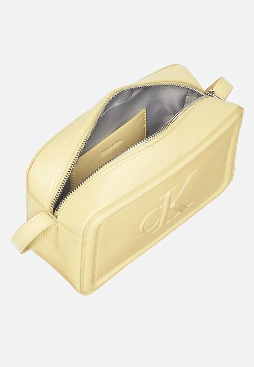 Calvin Klein - Bold ck camera bag - parsnip