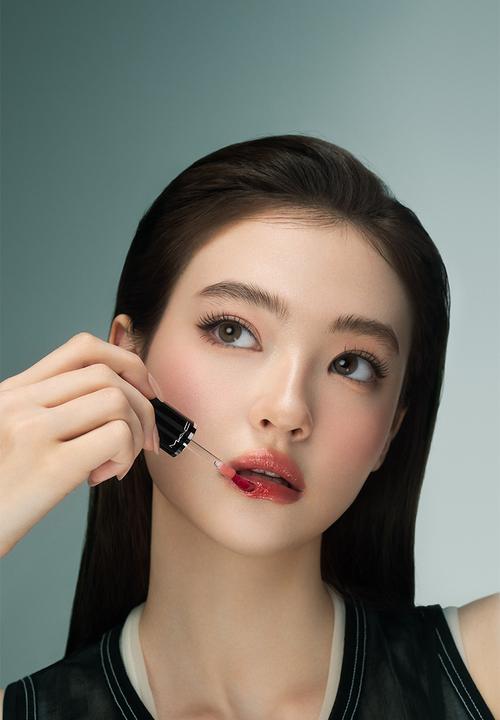 MAC - Lustreglass StainGlass Lip Tint - Trinket