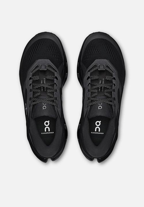 ON Running - Cloudrunner 3