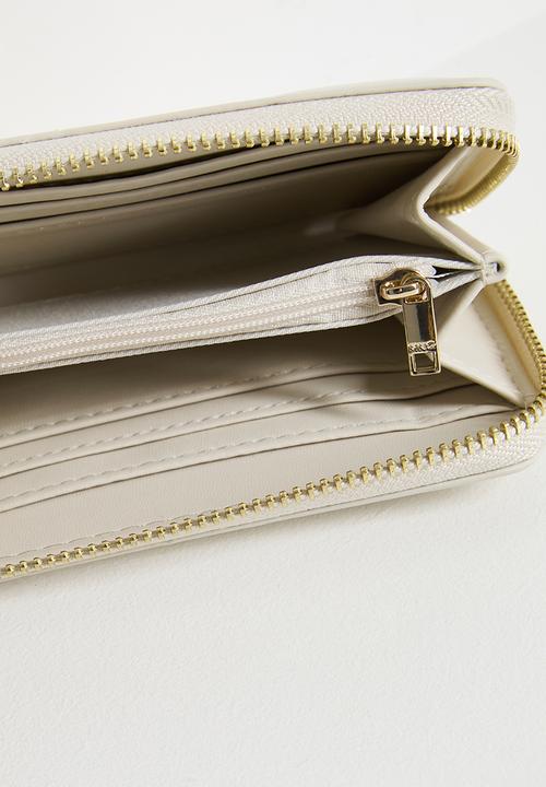 MANGO - Wallet m diagonal - natural