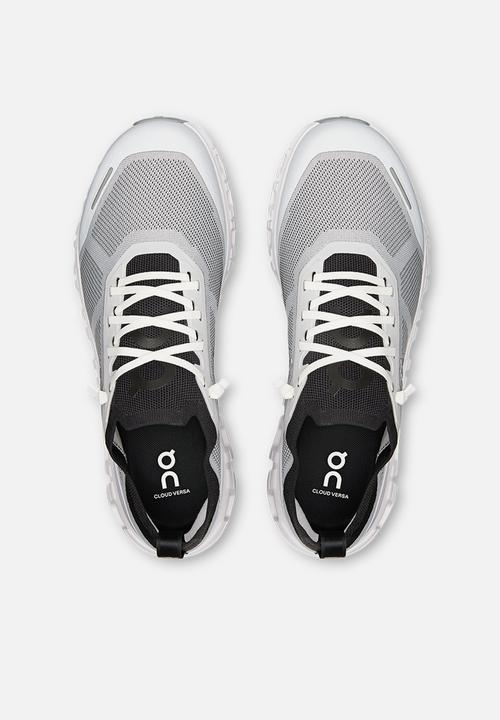 ON Running - Cloud 6 Versa