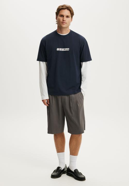 Cotton On - Everyday Fit License T-shirt - Lcn She True Navy/Shelby Badge