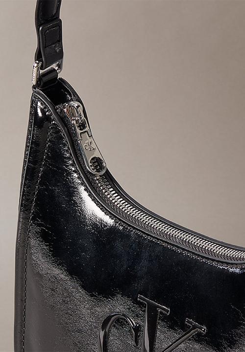 Calvin Klein - Bold ck metallic shoulder bag- black