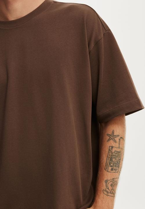 Cotton On - Box Fit T-Shirt - Espresso