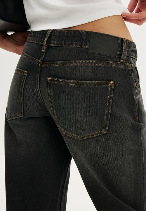 Cotton On - Low Rise Straight Jean - Drift Black