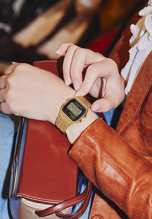 Casio - Digital Alarm Chrono Retro - Gold/Black