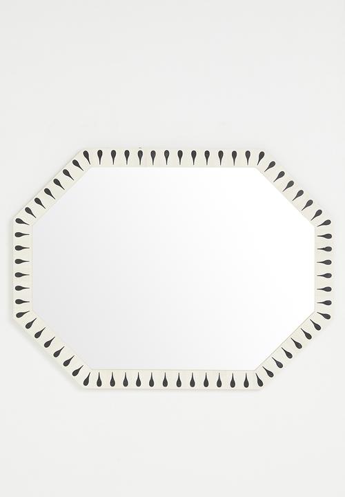 Sixth Floor - Resin Inlay Mirror Teardrop Design Black & White