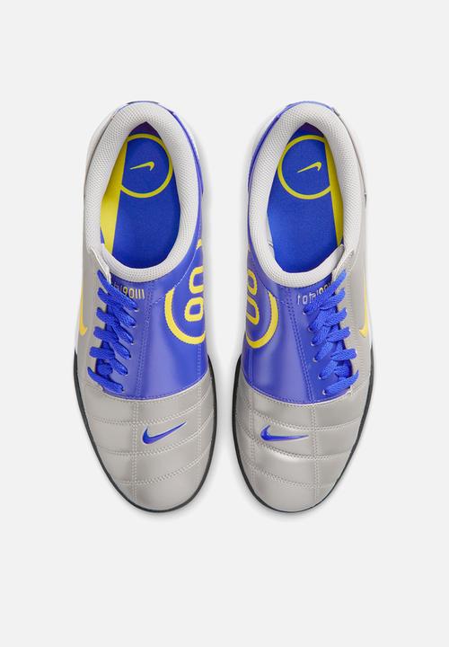 Nike - Total 90